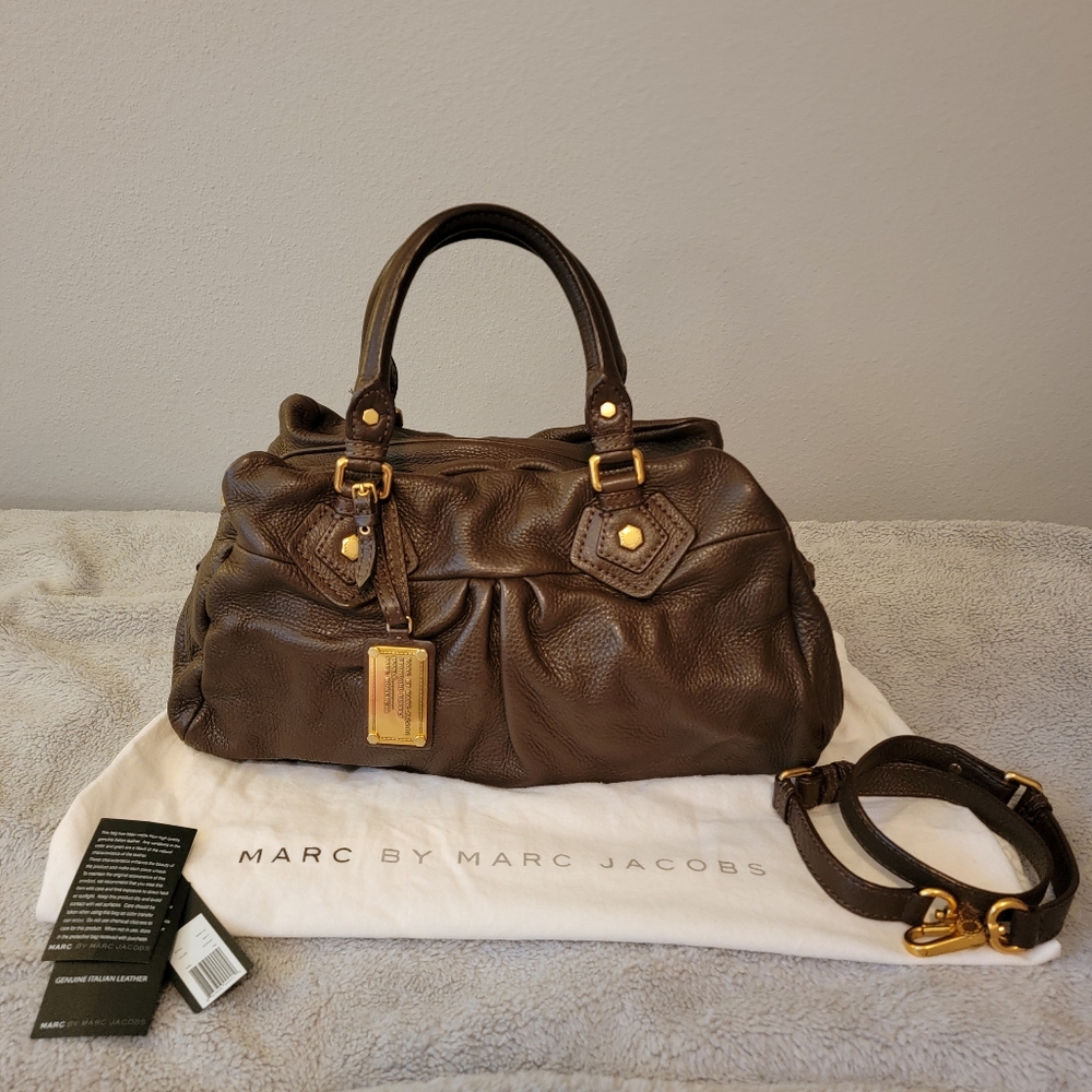 Marc by Marc Jacobs Hickory Italian Leather Satchel Style "Grovee" Purse